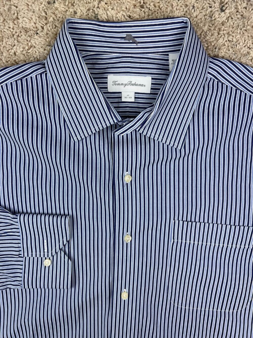 Tommy Bahama Men 17 32/33 Button Up Striped Blue White Dress Shirt w Pocket